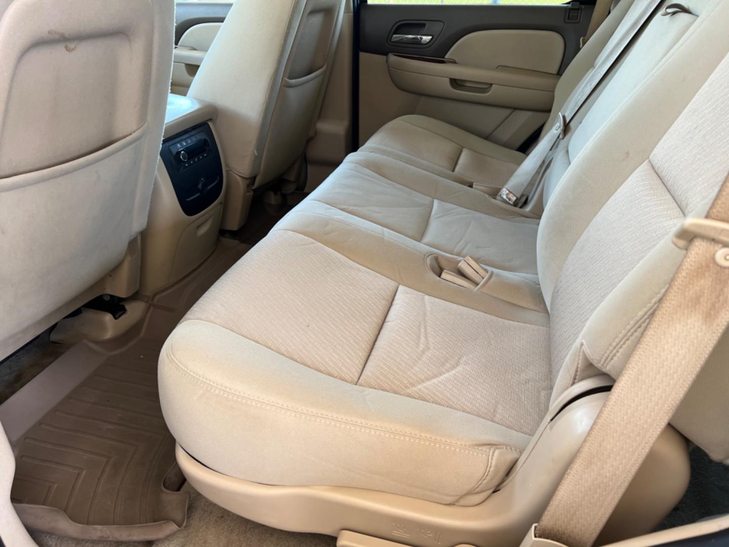 2014 Brown /Tan Chevrolet Tahoe LS (1GNSCAE04ER) with an 5.3L V8 engine, Automatic transmission, located at 4520 Airline Hwy, Baton Rouge, LA, 70805, (225) 357-1497, 30.509325, -91.145432 - 2014 Chevy Tahoe LS 5.3 V8 Gas, 147K Miles, 8 Passenger Seating, Backup Camera, Power Windows, Locks & Mirrors, Cold A/C, Tow Pkg. FOR INFO PLEASE CONTACT JEFF AT 225 357-1497 CHECK OUT OUR A+ RATING WITH THE BETTER BUSINESS BUREAU WE HAVE BEEN A FAMILY OWNED AND OPERATED BUSINESS AT THE SAME LOCA - Photo#12